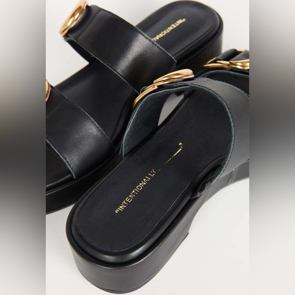 Intentionally Blank Orion Leather Slide Sandal - Picture 3 of 10